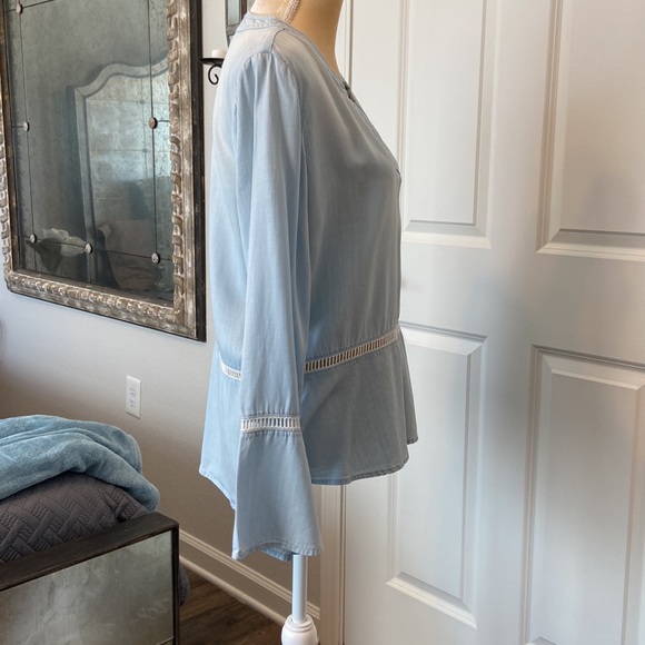 Pretty Blue Tunic by Cloth 8 Stone, Long Sleeved, Unique Details, Ladies Medium - Picture 2 of 6